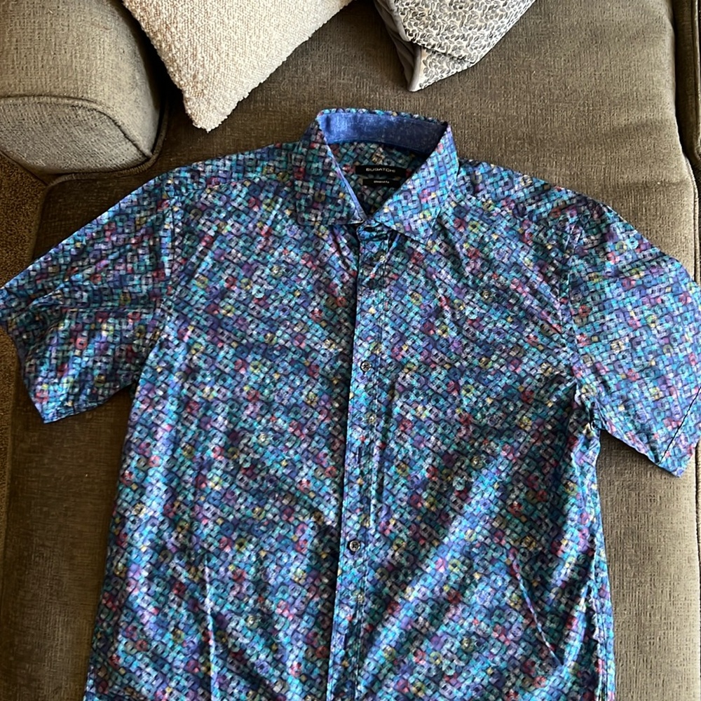 Short sleeve shirt